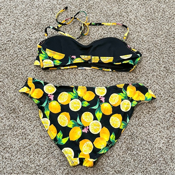 Lemon 2-Piece Swimsuit Set - Picture 3 of 5